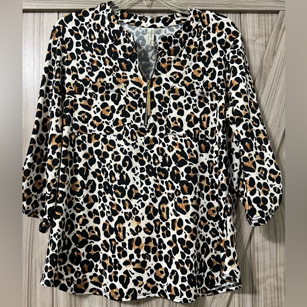 Leopard Print Roll Tab Quarter Zip Top by Perseption Petite Sz PM